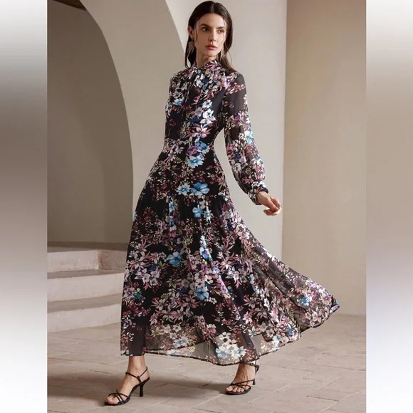 Elegant Floral Long Sleeve Dress - Picture 1 of 4